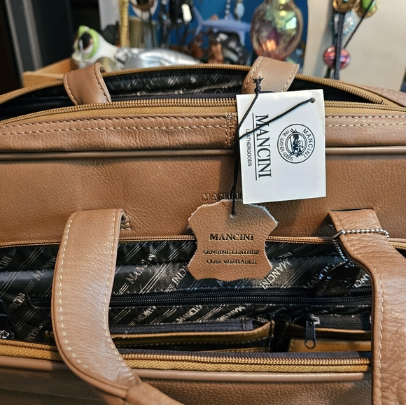 Mancini Leather Briefcase Laptop Shoulder Bag - Picture 4 of 7